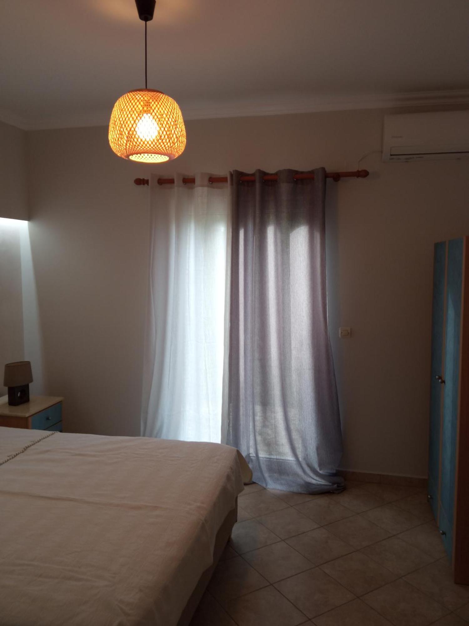达瑙伊公寓 Tsoukaládhes 外观 照片