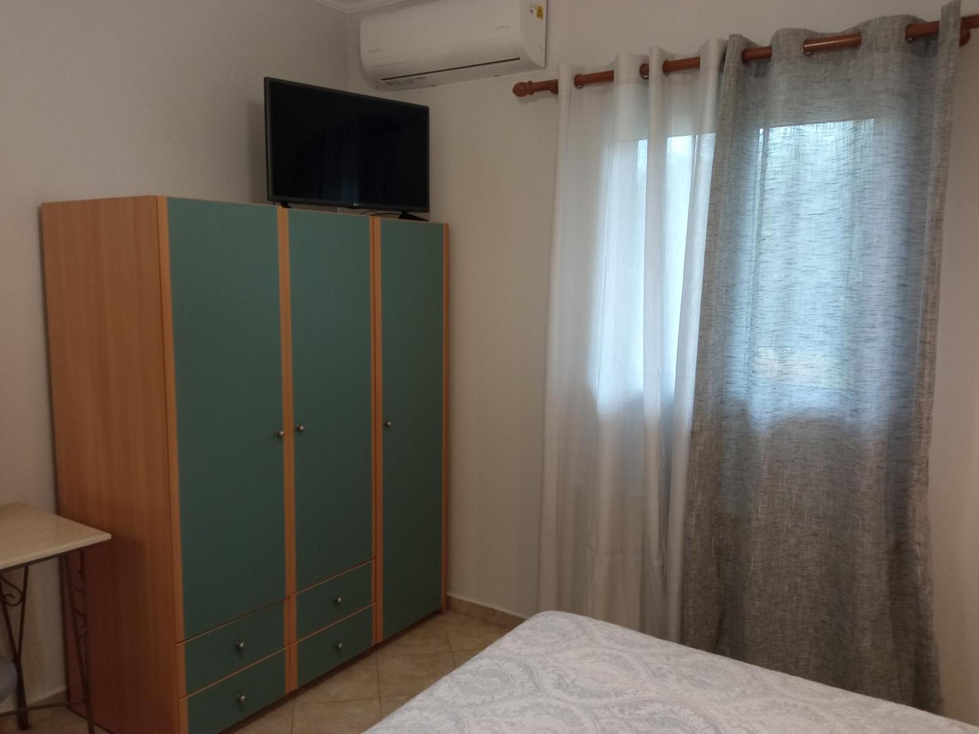 达瑙伊公寓 Tsoukaládhes 外观 照片